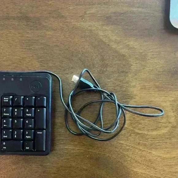 Dell Keyboard KB212-B - USB 104-Key Quiet Keyboard - Picture 2 of 7